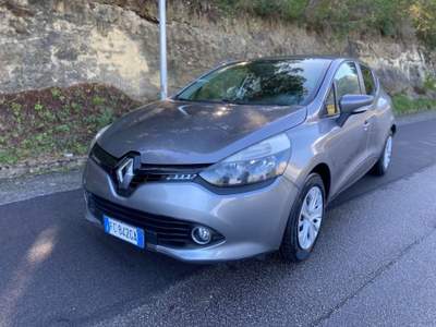 Renault Clio dCi 8V 75CV Start&Stop 5 porte Energy Grigio usata Valderice