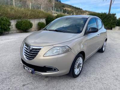 Lancia Ypsilon 1.3 MJT 16V 95 CV 5 porte S&S Elefantino Oro usata Valderice