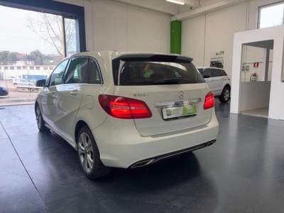 Mercedes-Benz Classe B d Automatic Premium KM CERT,PELLE,FULL-LED. Bianco usata Nuoro