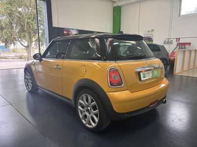 MINI Cooper 1.6 16V 120CV PELLE,KM CERTIFICATI. Arancione usata Nuoro