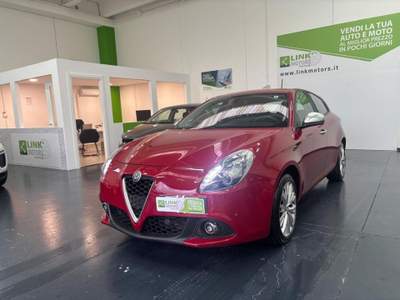Alfa Romeo Giulietta 2.0 JTDm 150 CV Super KM CERT, XENON,CLIM BIZ. Rosso usata Nuoro