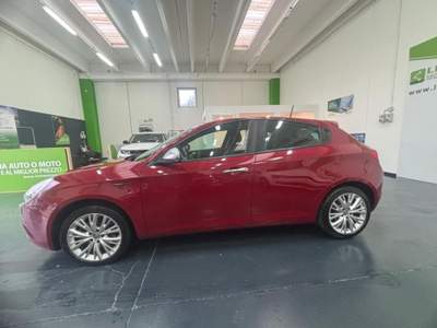 Alfa Romeo Giulietta 2.0 JTDm 150 CV Super KM CERT, XENON,CLIM BIZ. Rosso usata Nuoro