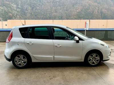 Renault Scénic 1.5 dCi 110CV Attractive Bianco usata Pisogne