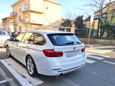 BMW Serie 3 316d d Touring Sport Bianco usata Collegno
