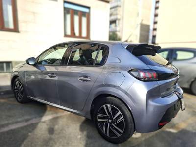 Peugeot 208 PureTech 100 Stop&Start EAT8 5 porte Grigio usata Collegno