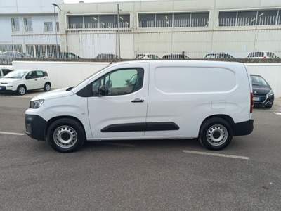 Peugeot Partner 50kwH 136cv L2 Premium Bianco usata Roma