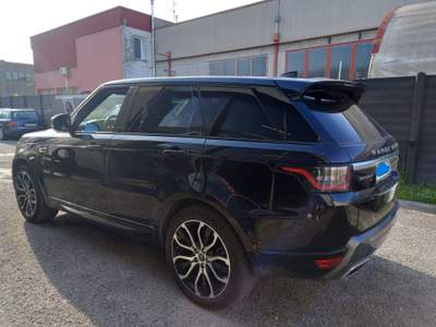 Land Rover Range Rover Sport LAND ROVER RANGE SPORT 30 300 CV HYBRID Nero usata Rovigo