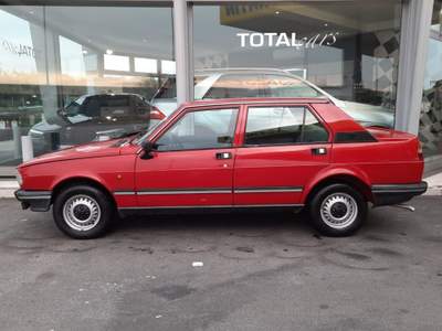Alfa Romeo Giulietta 1.6 UNICO PROPRIETARIO, TARGHE NERE, DOC.ORIGINALI Rosso usata Bassano del Grappa
