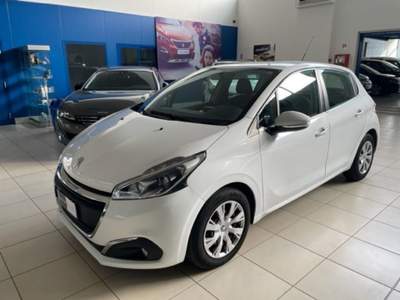 Peugeot 208 BlueHDi 75 5 porte Mix Autocarro N1 4 posti Bianco usata Voghera
