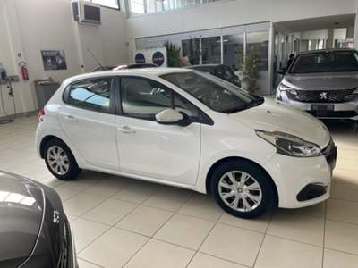 Peugeot 208 BlueHDi 75 5 porte Mix Autocarro N1 4 posti Bianco usata Voghera