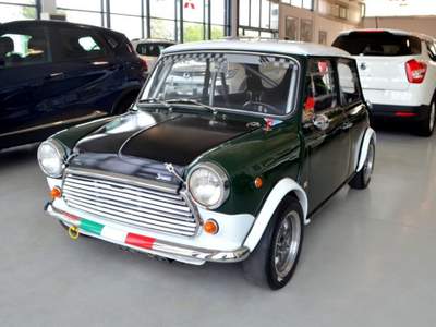 MINI Cooper 1300 Verde usata Sona