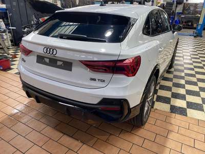 Audi Q3 SPB 35 TDI S tronic S line edition Bianco usata Melegnano
