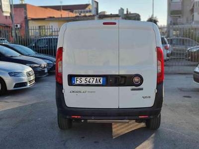 Fiat Doblò 1.4 T-Jet 120cv Metano Maxi Bianco usata Qualiano
