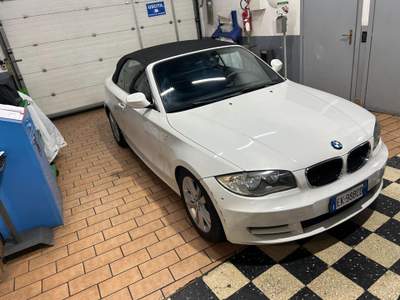 BMW Serie 1 118d d 2.0 143CV Cabrio Futura Bianco usata Melegnano