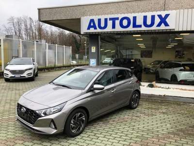 Hyundai i20 1.2 ConnectLine My'25 Verde usata Somma Lombardo