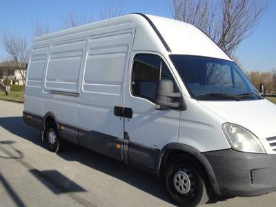 Iveco Daily 35S18 3.0 GRAN VOLUME DA 4.5MT Bianco usata San Zenone degli Ezzelini