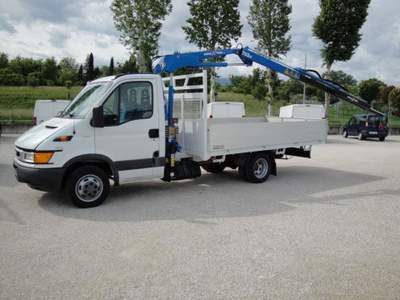 Iveco Daily 35C11 con Gru AMCO VEBA 2SI Bianco usata San Zenone degli Ezzelini