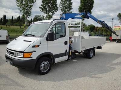 Iveco Daily 35C11 con Gru AMCO VEBA 2SI Bianco usata San Zenone degli Ezzelini