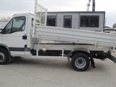 Iveco Daily 65 C 18 3.0 180CV Ribaltabile 3 lati Bianco usata San Zenone degli Ezzelini