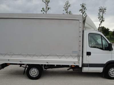 Iveco Daily 35S12 120CV 2.3 HPi Centinato Bianco usata San Zenone degli Ezzelini