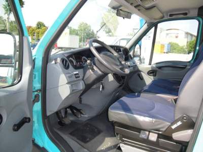 Iveco Daily 35C18 pneumatico a cassone Verde usata San Zenone degli Ezzelini