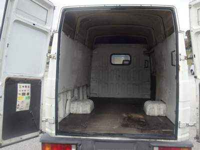 Iveco Daily 35.12 Classic Furgone 120 CV Turbointercooler Bianco usata San Zenone degli Ezzelini