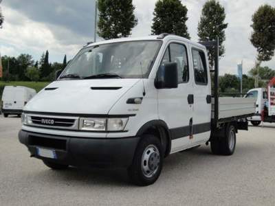 Iveco Daily Daily 35C10 2.3 Hpi doppia cabina 6+1 Bianco usata San Zenone degli Ezzelini