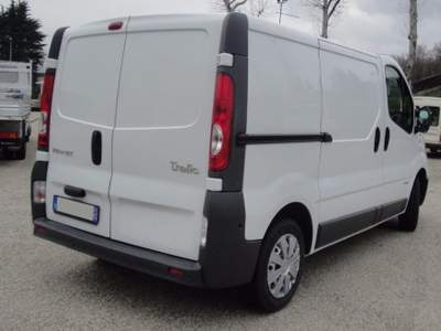 Renault Trafic T27 2.0 dCi/115 PC-TN Furgone Ice Bianco usata San Zenone degli Ezzelini