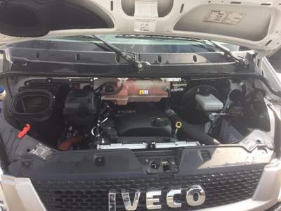 Iveco Daily 35 C17 doppia cabina 7 posti Bianco usata San Zenone degli Ezzelini