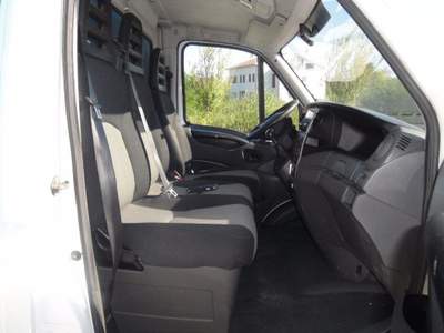 Iveco Daily 35 C 18 HPT 3.0 180 CV Bianco usata San Zenone degli Ezzelini