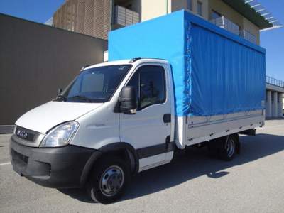 Iveco Daily 35 C 18 HPT 3.0 180 CV Bianco usata San Zenone degli Ezzelini