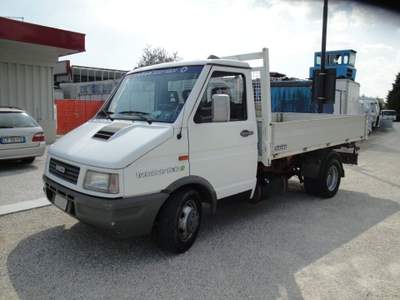 Iveco Daily TurboDaily 35.10 con Ribaltabile Trilaterale Bianco usata San Zenone degli Ezzelini