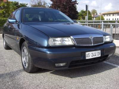 Lancia k 2.0i 20V cat Comfort Drive LS Blu/Azzurro usata Porcia