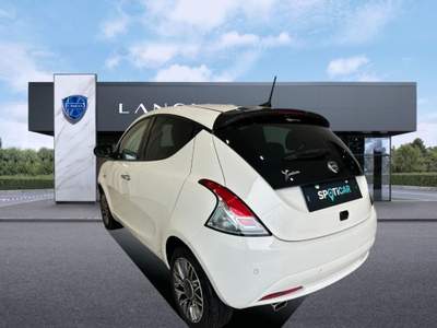Lancia Ypsilon 1.0 FireFly 5 porte S&S Hybrid Gold Plus Bianco usata Bologna