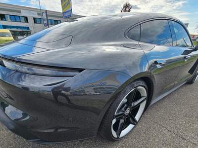 Porsche Taycan 4S Performance Grigio usata Rovato