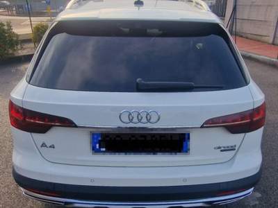 Audi A4 40 TDI 204 CV S tronic Identity Contrast Giallo usata Rovato