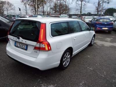 Volvo V70 D2 Bianco usata Scarperia e San Piero