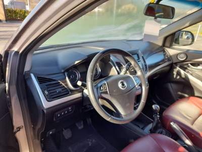 SsangYong Korando 2.0 e-XDi 149 CV AWD MT Plus Grigio usata Scarperia e San Piero