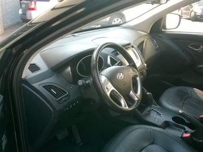 Hyundai ix35 2.0 CRDi 184CV High 4WD Style Nero usata Scarperia e San Piero