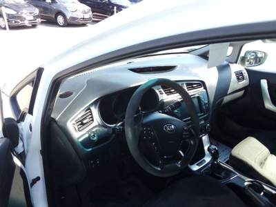 Kia Cee'd 1.6 CRDi 110 CV SW Active Bianco usata Scarperia e San Piero
