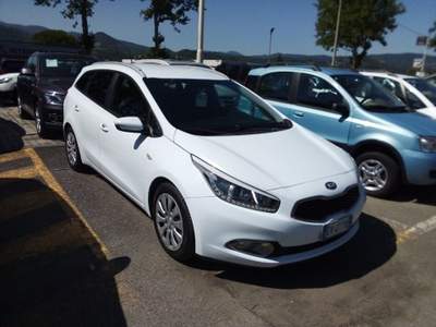 Kia Cee'd 1.6 CRDi 110 CV SW Active Bianco usata Scarperia e San Piero