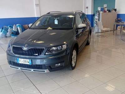 Skoda Octavia 2.0 TDI CR 180 CV 4x4 DSG Wagon Scout Grigio usata Scarperia e San Piero