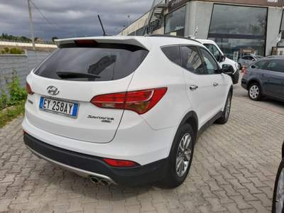 Hyundai Santa Fe 2.0 CRDi 2WD Bianco usata Scarperia e San Piero