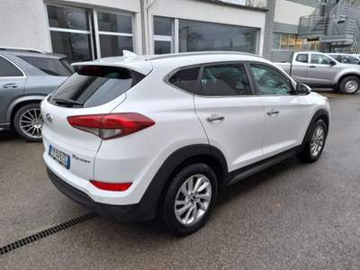 Hyundai Tucson 1.7 CRDi DCT XPossible Bianco usata Scarperia e San Piero