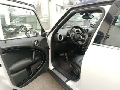 MINI Countryman Cooper D Count. ALL4 -Autom.-Tetto Panoram.-Navig. Bianco usata Scarperia e San Piero