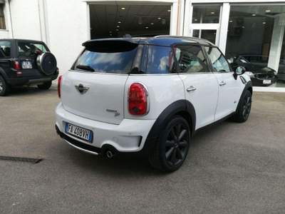 MINI Countryman Cooper D Count. ALL4 -Autom.-Tetto Panoram.-Navig. Bianco usata Scarperia e San Piero