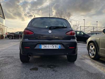 Alfa Romeo 147 1.9 JTD (115 CV) cat 3p. Progression Grigio usata Massarosa