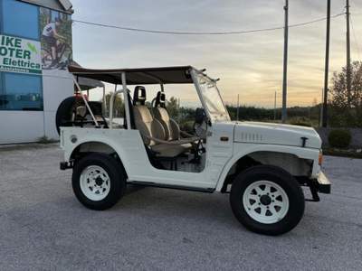 Suzuki Swift LJ 80 700 4 POSTI AUTO STORICA Bianco usata Massarosa