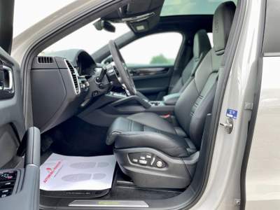 Porsche Cayenne Coupè 3.0 V6 E-Hybrid  FULL OPTIONALS usata Castellaneta