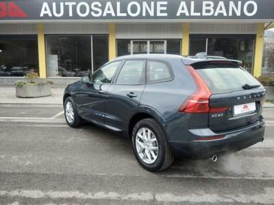 Volvo XC60 B4 (d) AWD Geartronic Momentum Grigio usata ALBANO SANT'ALESSANDRO